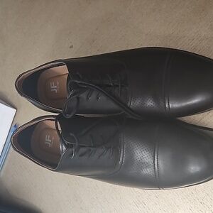 Men black shoes